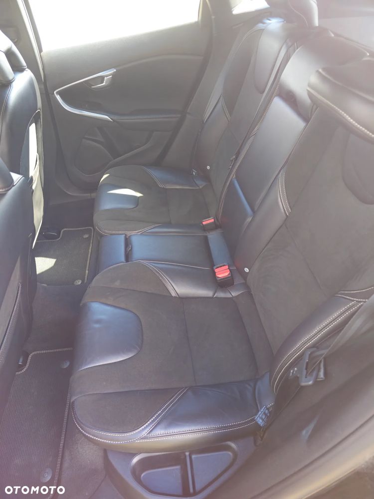 Volvo V40 D2 Drive-E SCR Momentum - 20