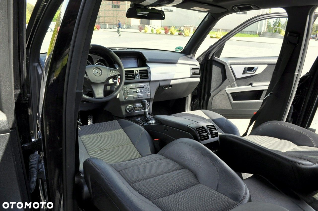Mercedes-Benz GLK - 28