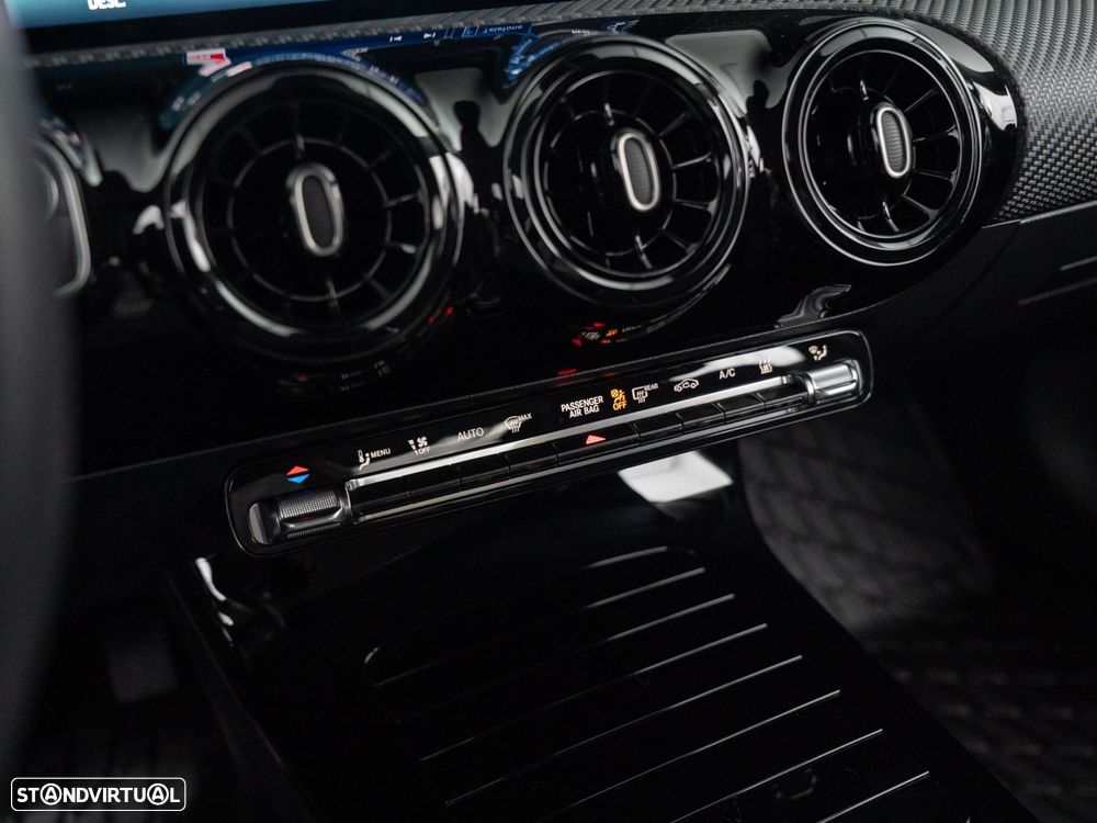 Mercedes-Benz A 250 Limousine e - 25