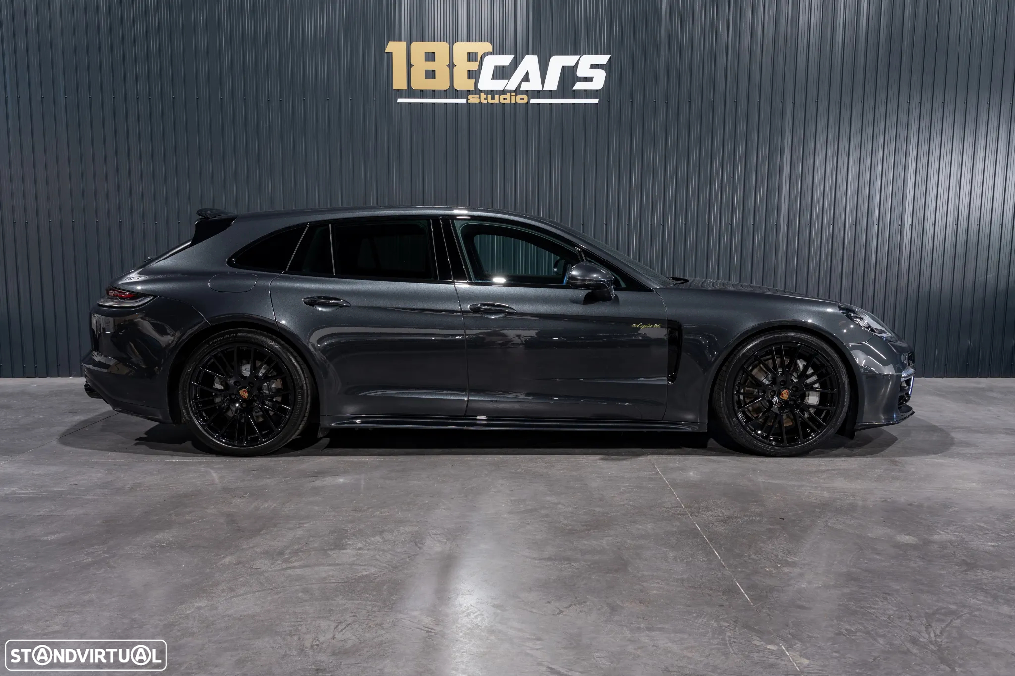Porsche Panamera Sport Turismo 4 E-Hybrid Platinum Edition - 44