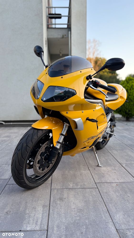 Triumph Daytona - 1