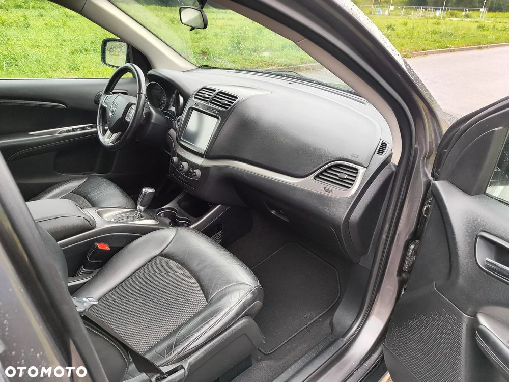 Dodge Journey - 15