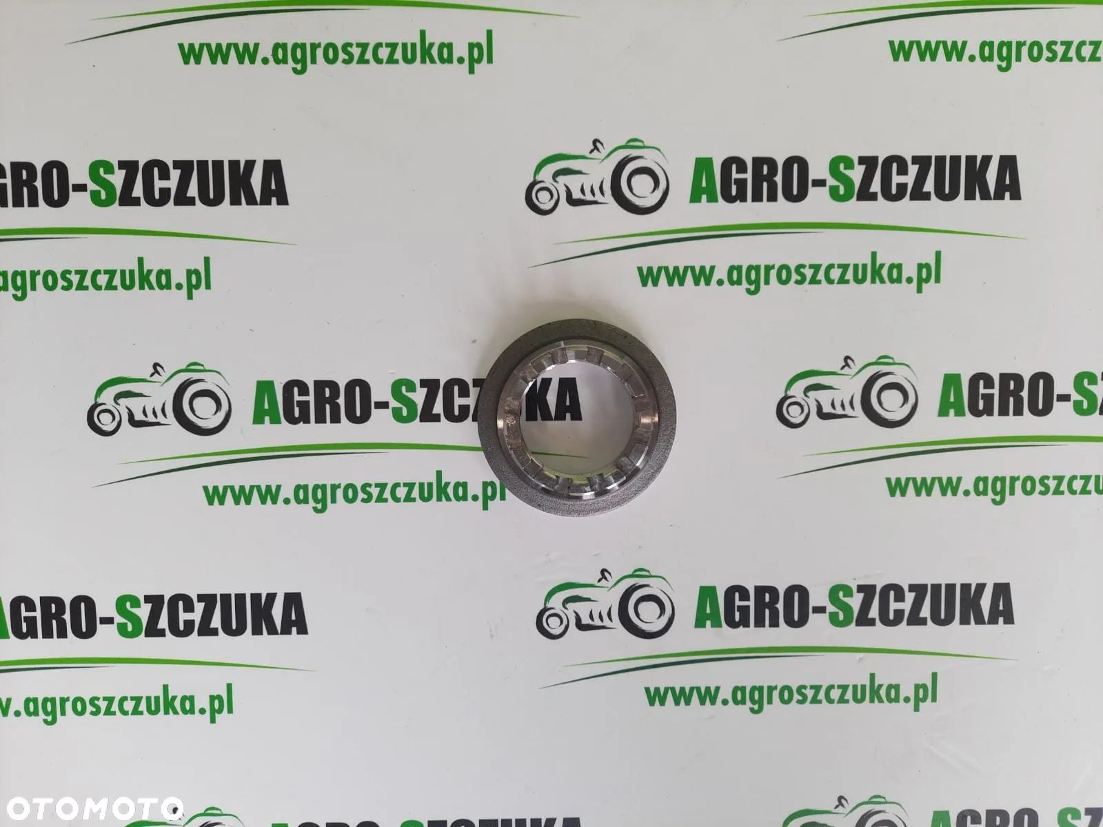 TULEJA / NAKRĘTKA PRZEKŁADNI MOSTU MERLO 013001BB - 1