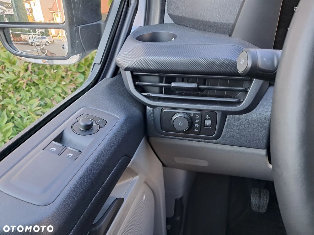 Ford Transit Custom - 11