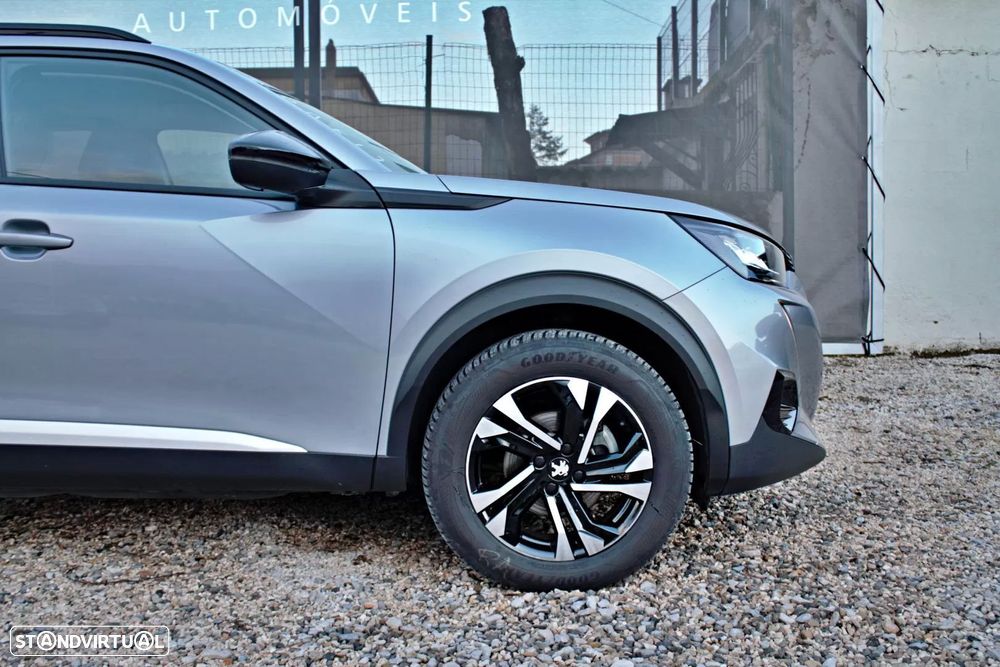 Peugeot 2008 1.5 BlueHDi Allure Pack - 4