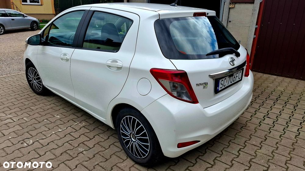 Toyota Yaris - 6