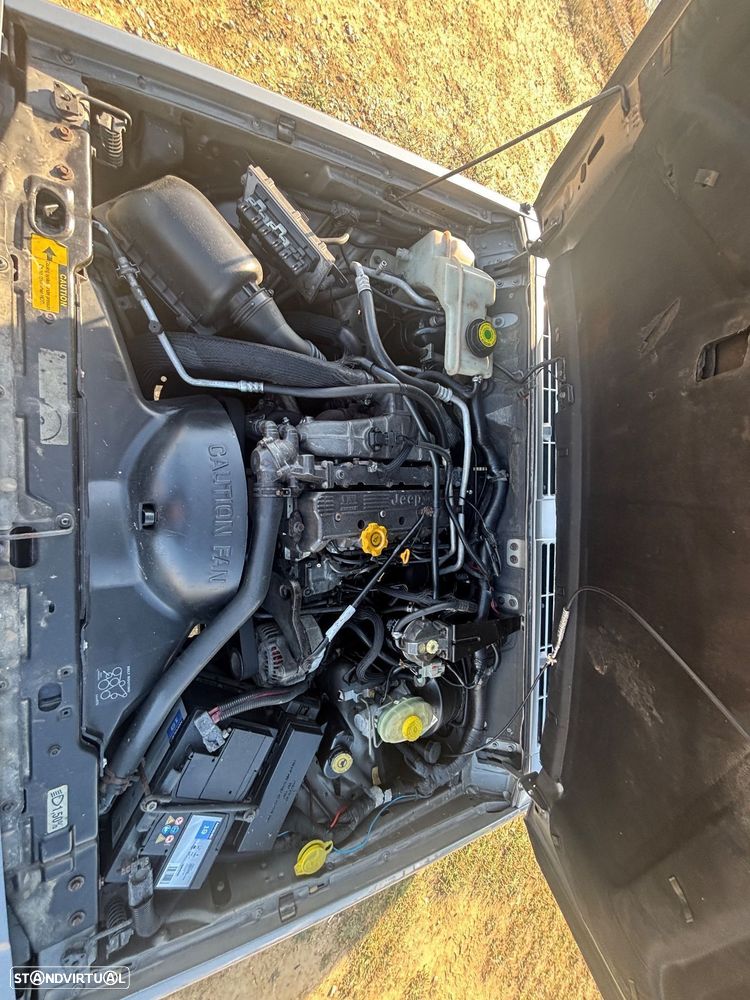 Jeep Cherokee 2.5 TD Base - 53