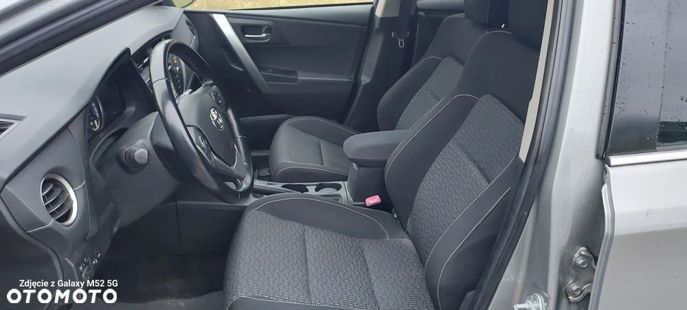 Toyota Auris - 9