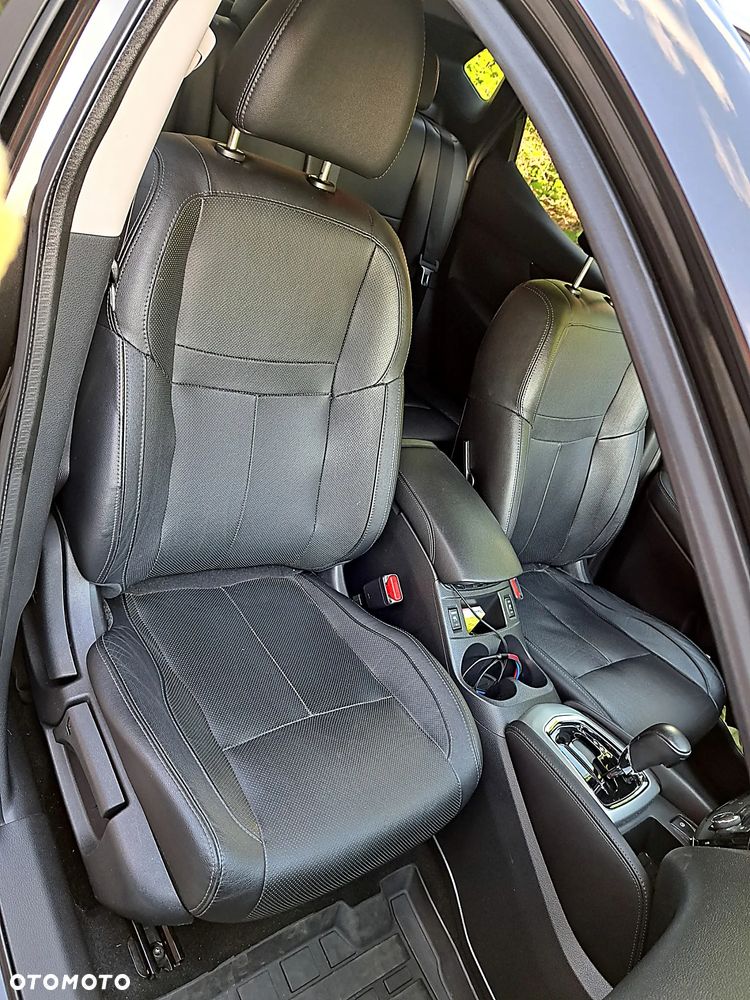 Nissan Qashqai 1.6 DCi Xtronic TEKNA - 14