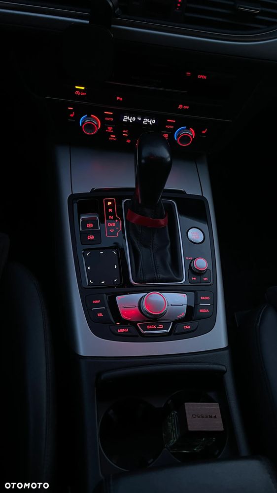 Audi A6 Avant 3.0 TDI S tronic - 10