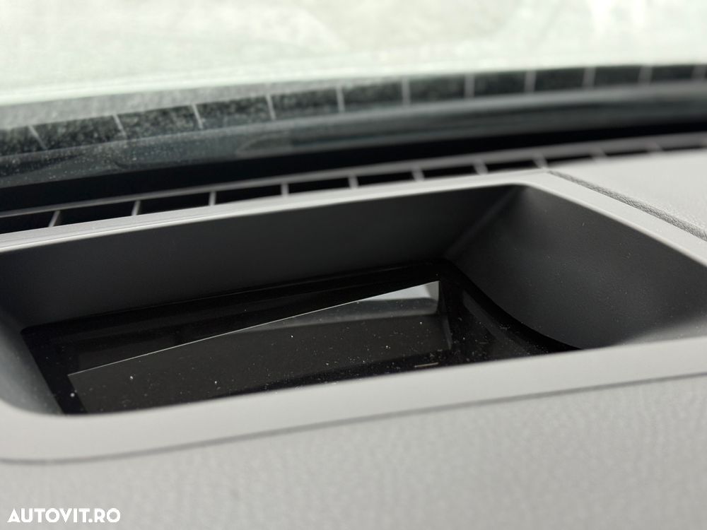 BMW Seria 5 525d xDrive Touring Aut. - 22