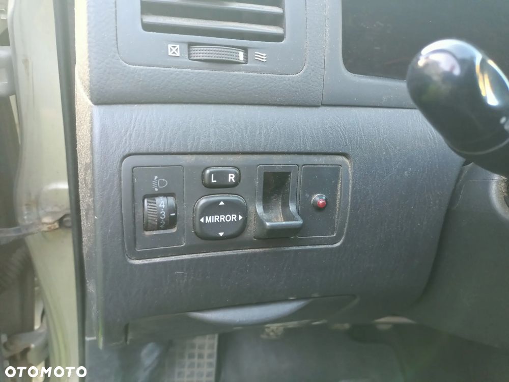 Toyota Corolla Verso 1.8 Sol - 8