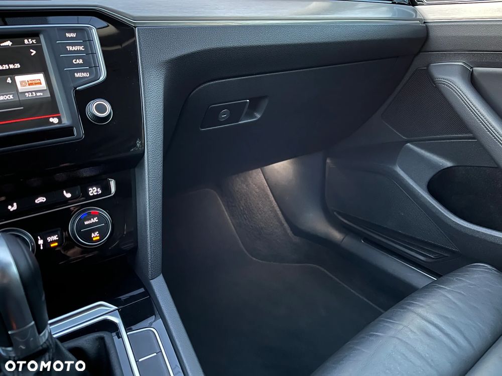 Volkswagen Passat 2.0 TDI BMT Highline DSG - 14