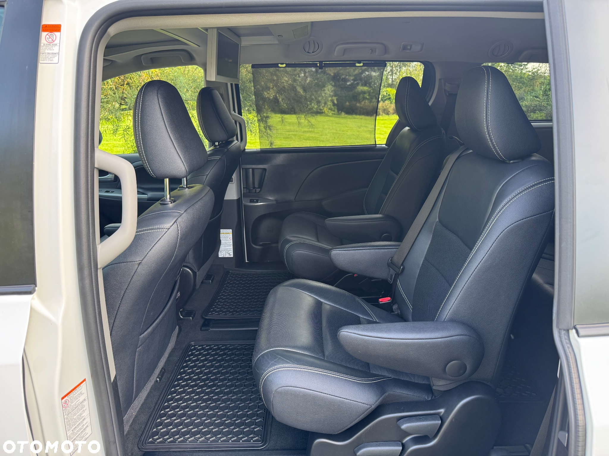 Toyota Sienna 3.5 V6 SE - 9