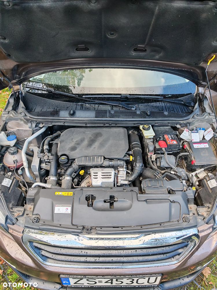 Peugeot 308 1.2 PureTech Active S&S - 17