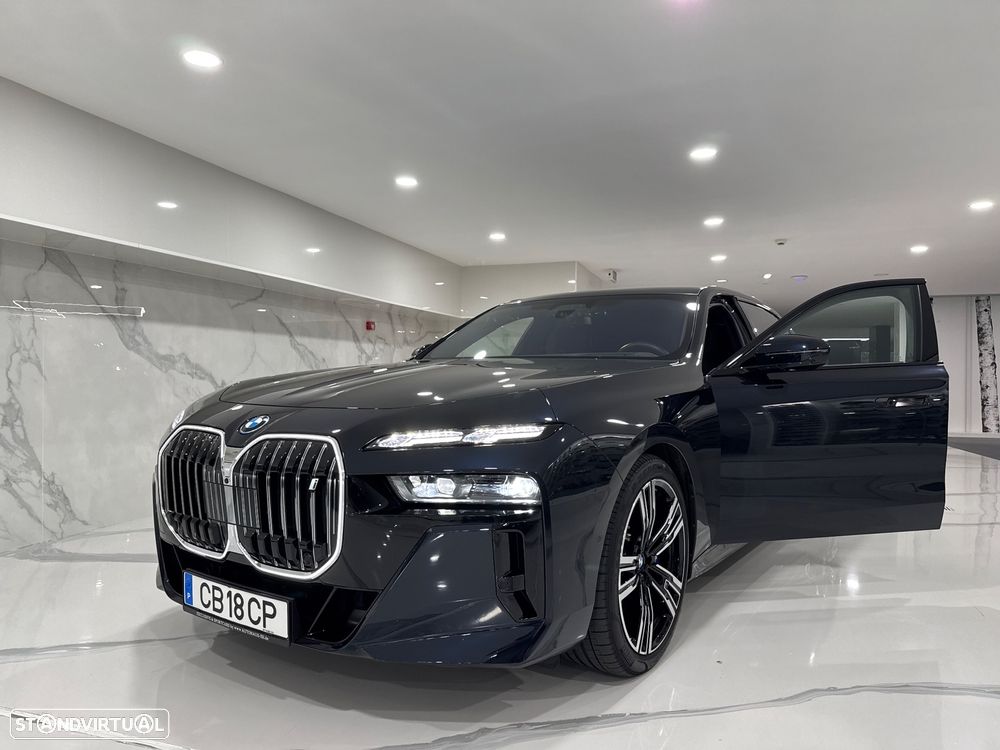 BMW i7 xDrive60 Pack Desportivo M Pro - 30