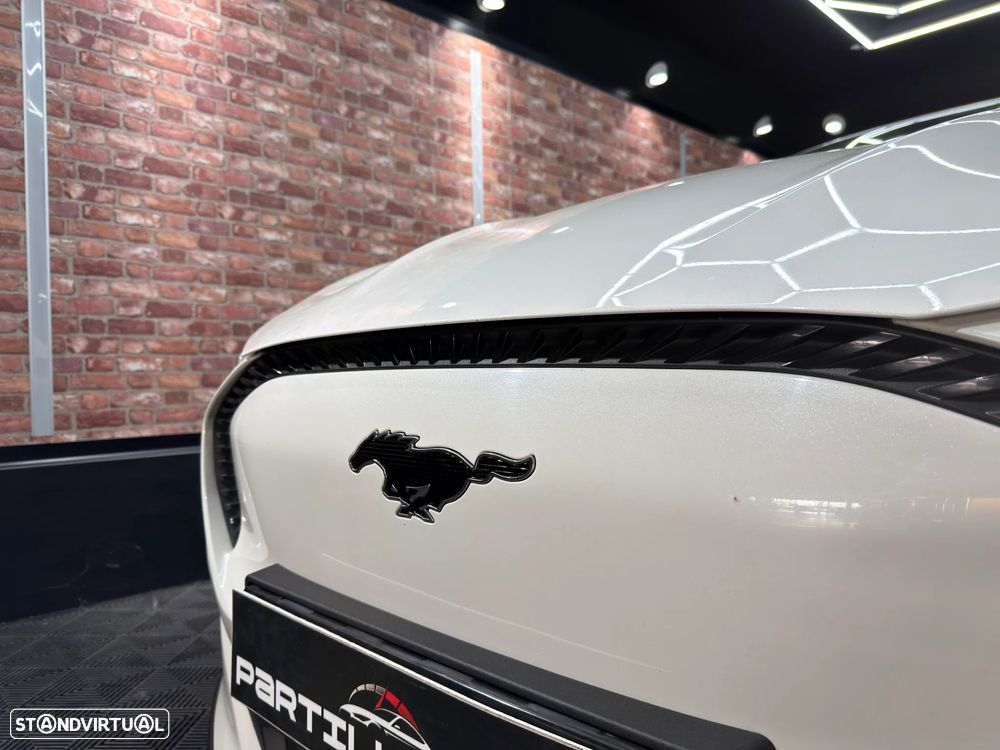 Ford Mustang Mach-E Standard - 3