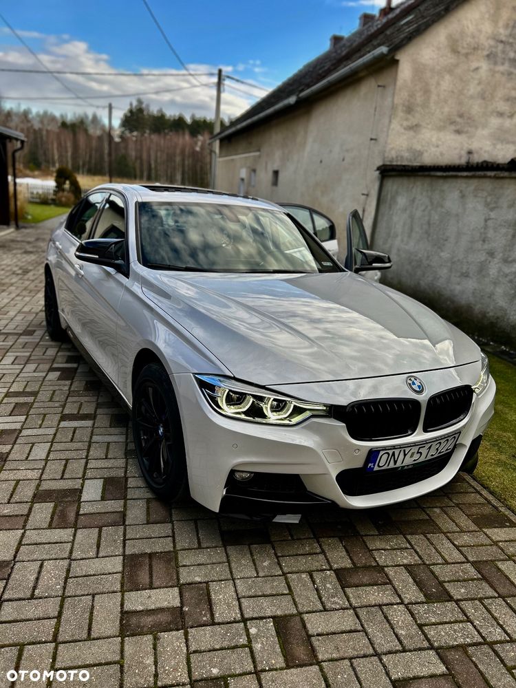 BMW Seria 3 330i Edition M Sport Shadow - 1