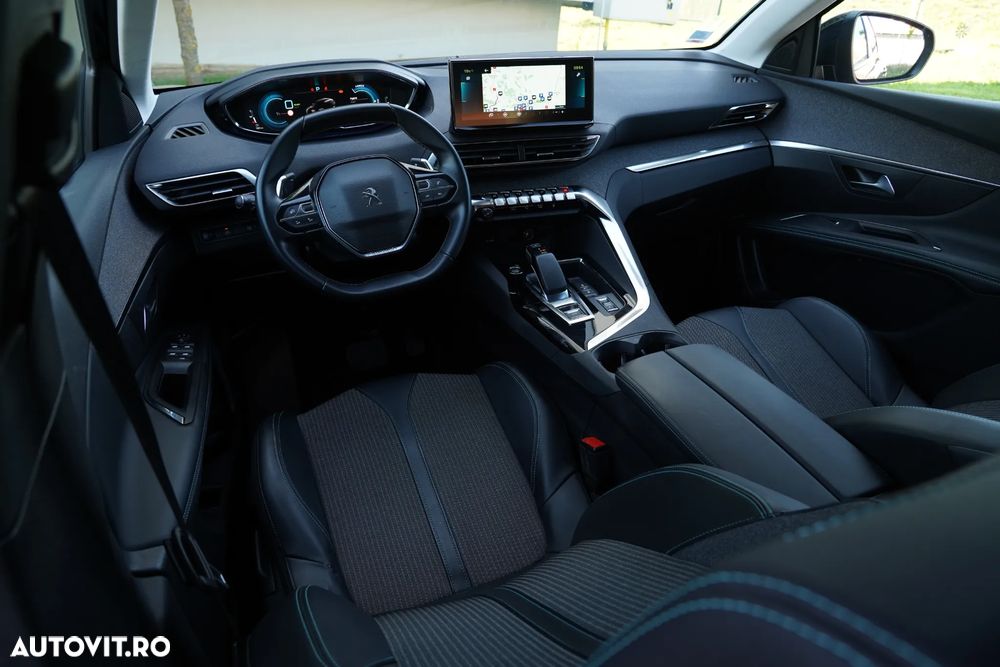 Peugeot 3008 Plug-In Hybrid 225 e-EAT8 Allure Pack - 9