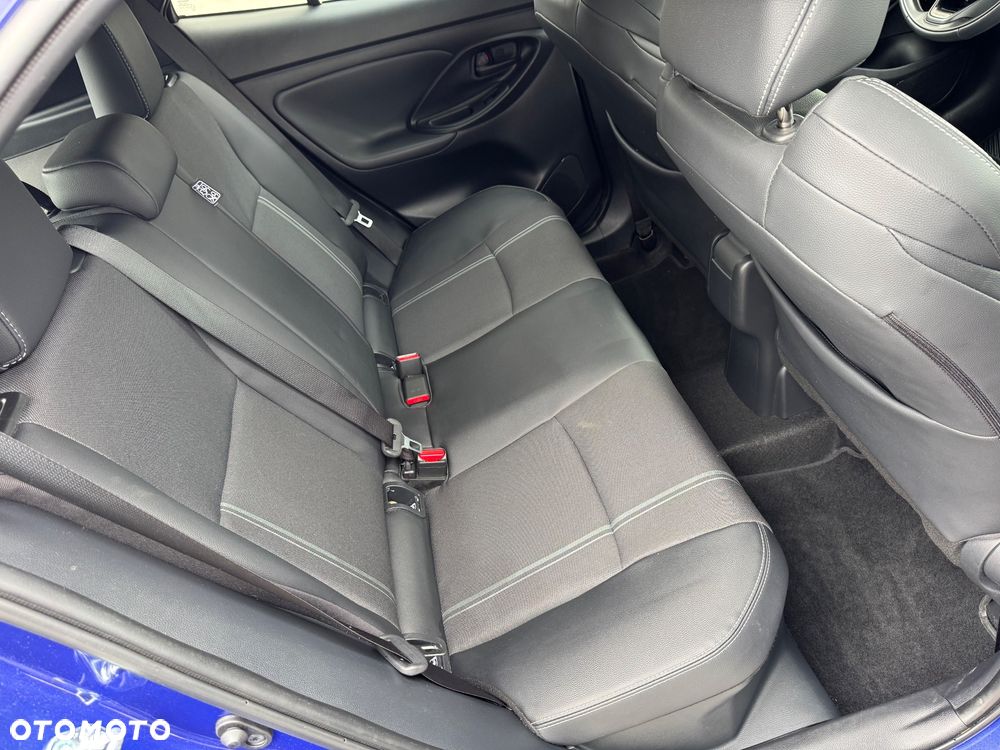 Toyota Yaris Cross Hybrid 1.5 Executive - 26