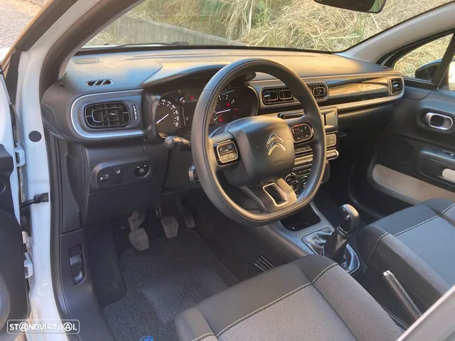 Citroën C3 1.2 PureTech Feel - 10