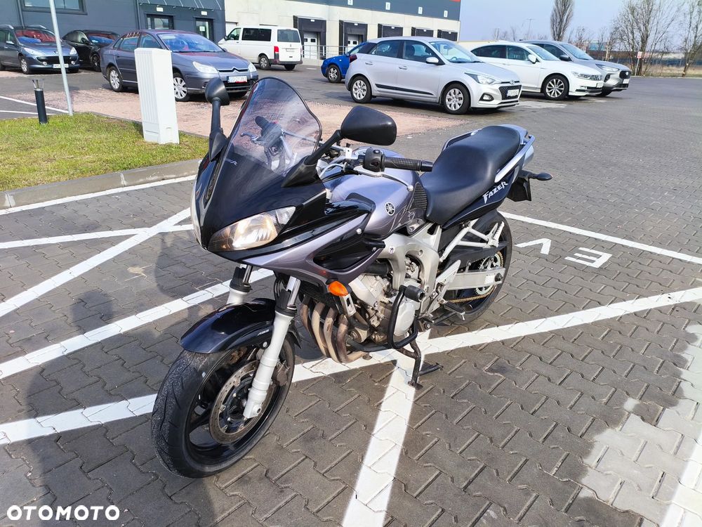 Yamaha FZ6 - 1
