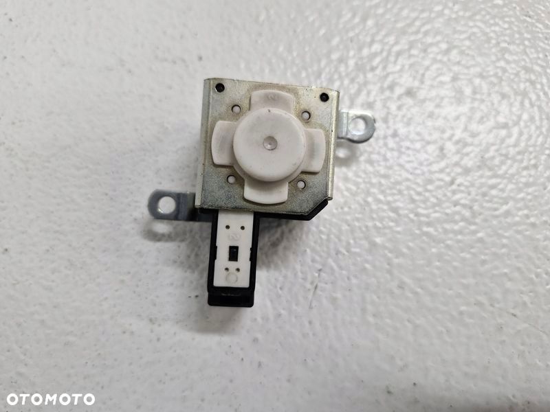 toyota matrix ii e140 elektromagnes kluczyka bębenkowy przełącznik przewodu - 1