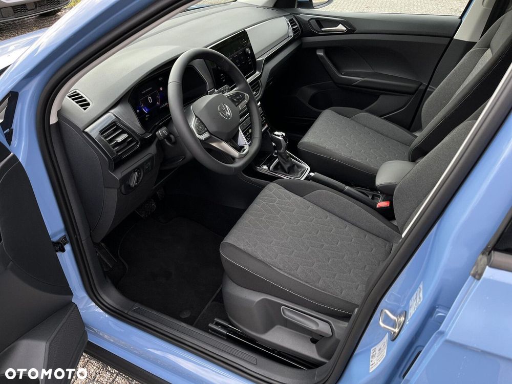 Volkswagen T-Cross - 13