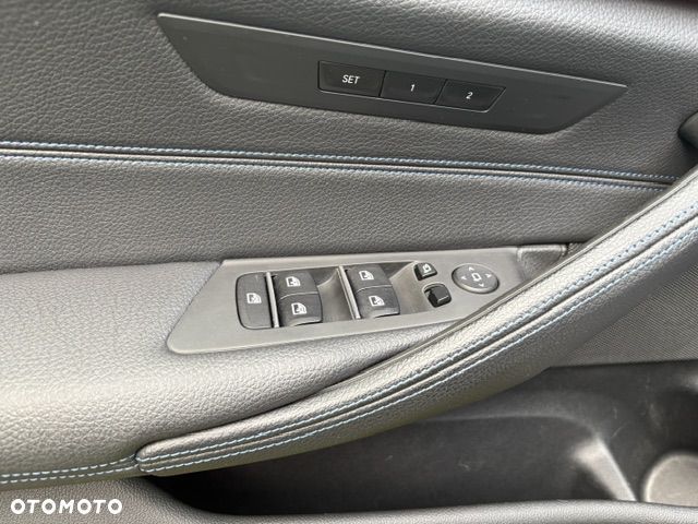 BMW Seria 5 - 28