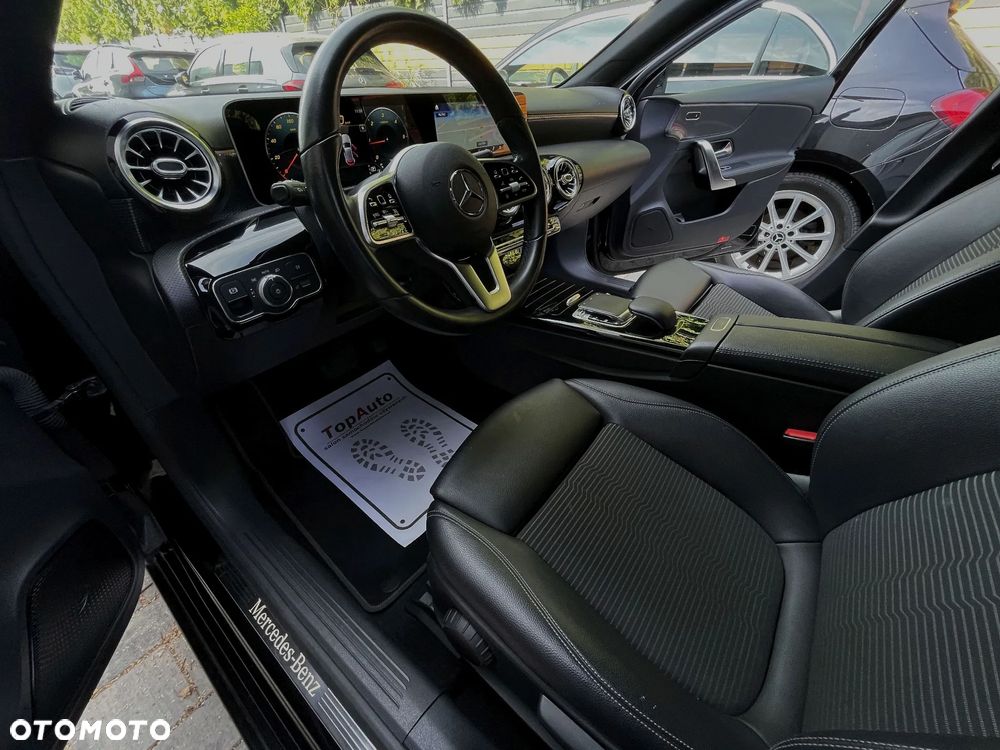 Mercedes-Benz Klasa A 180 d 7G-DCT Edition 1 - 19