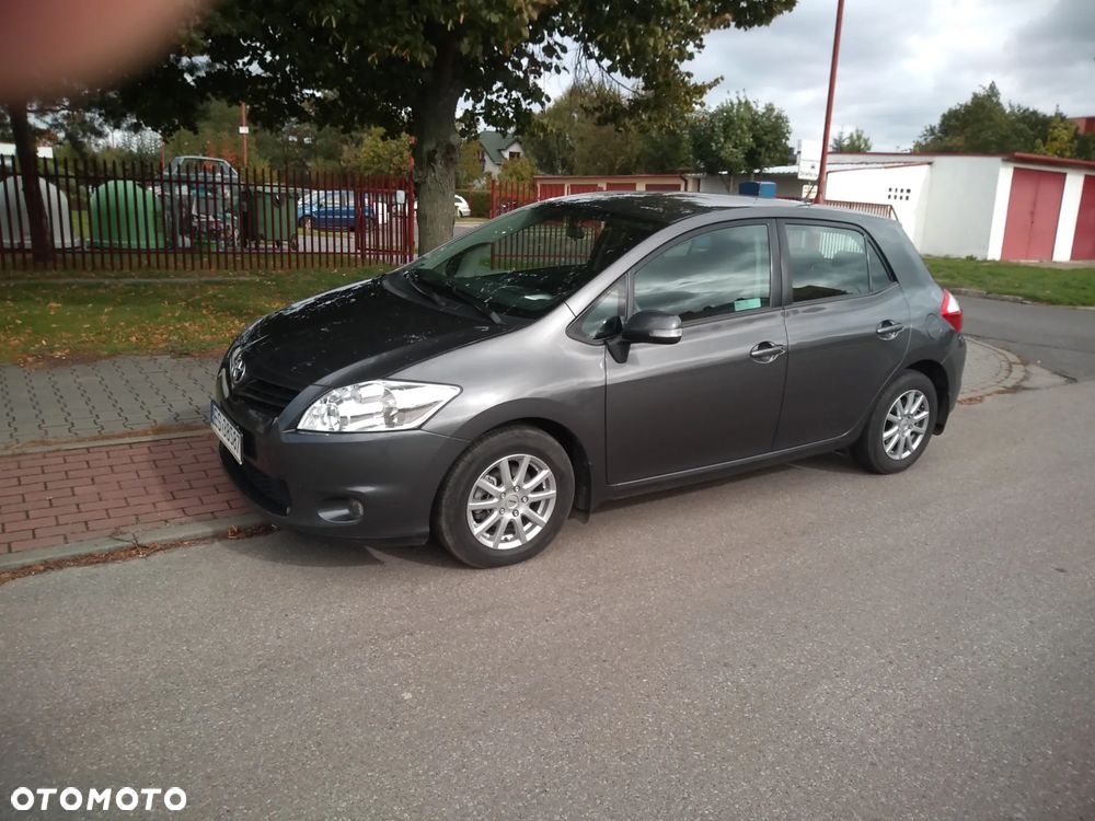 Toyota Auris - 5