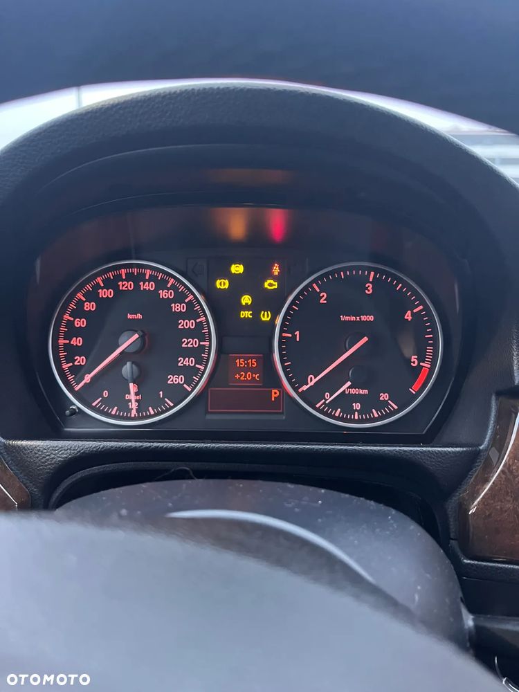 BMW Seria 3 320d DPF - 36
