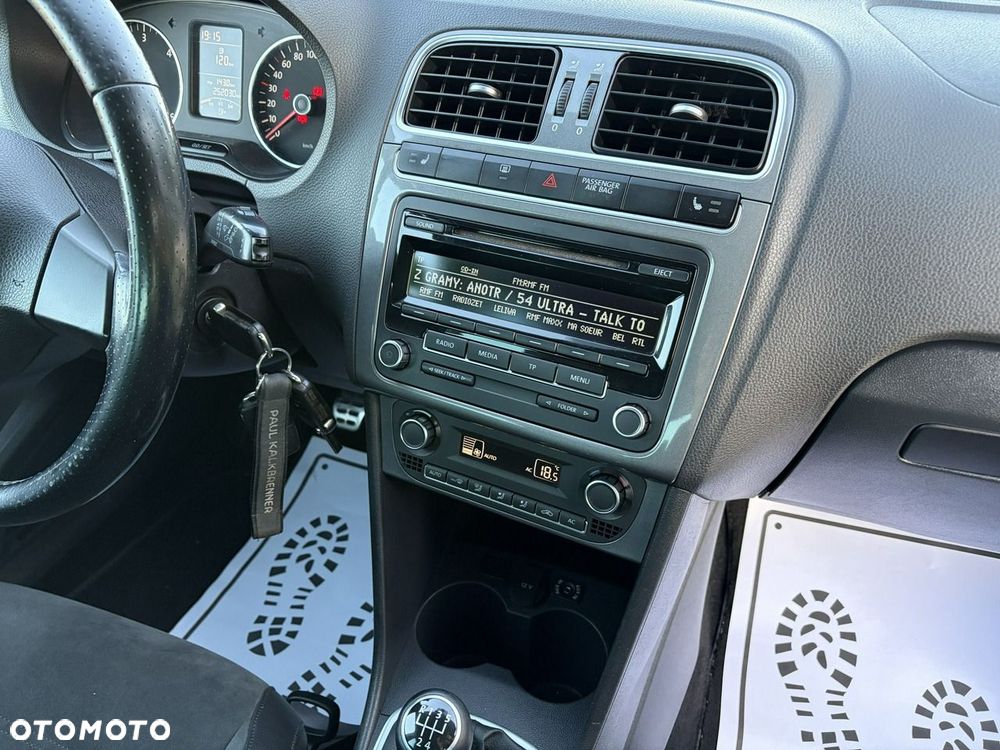 Volkswagen Polo Cross - 11