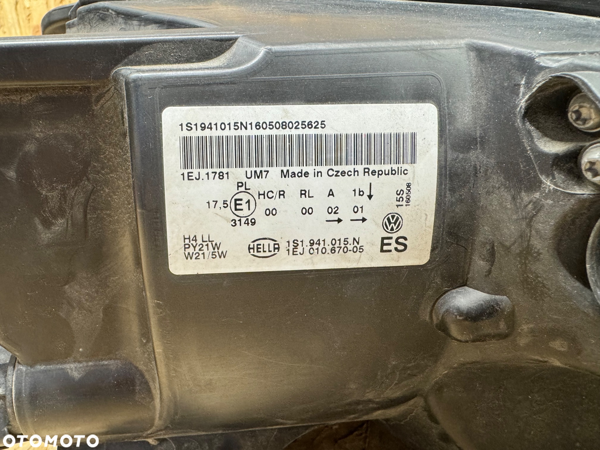 Przednia lewa lampa volkswagen up - 4