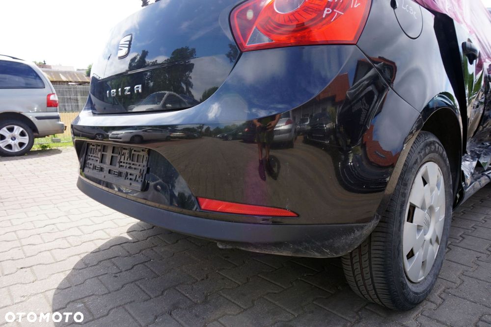 ZDERZAK TYLNY IBIZA IV 6J 5D HB LC9Z  CZARNY SEAT 2008-2012 - 4