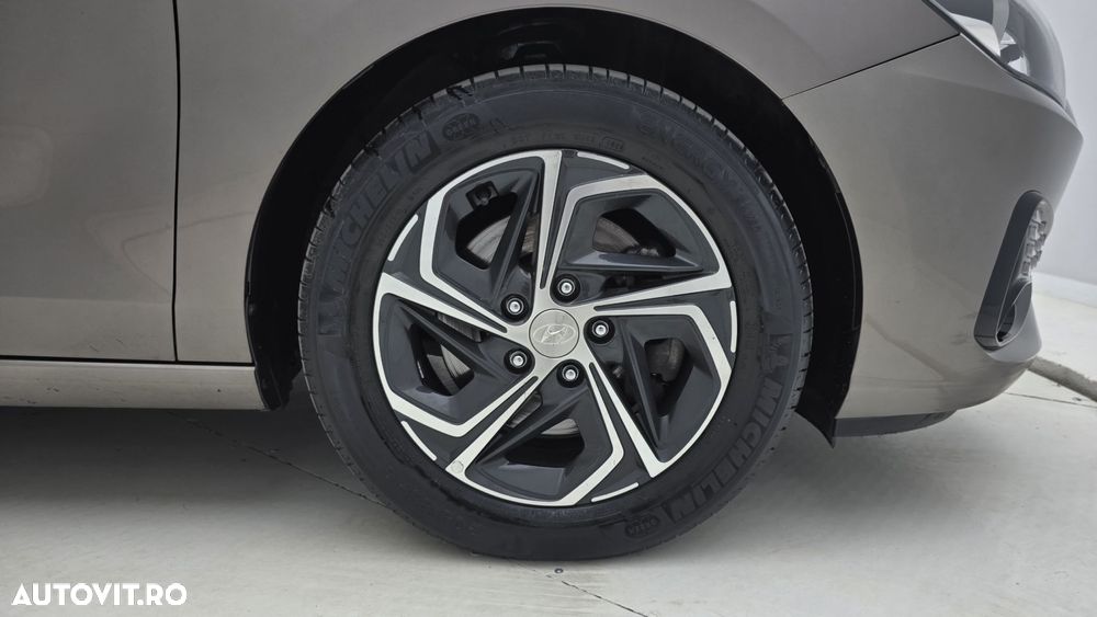 Hyundai i30 - 23