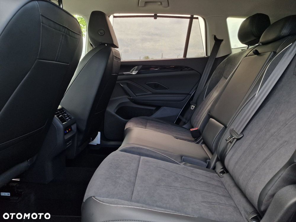 Volkswagen Tayron 2.0 TDI SCR Elegance DSG - 14