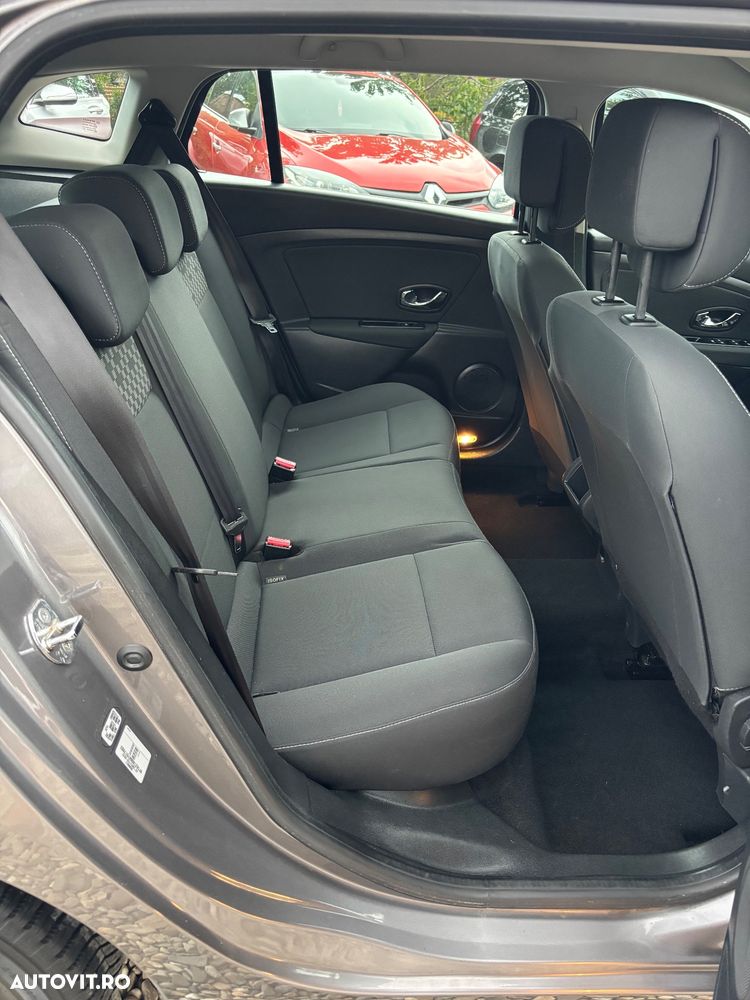 Renault Megane 1.5 dCi Dynamique - 6