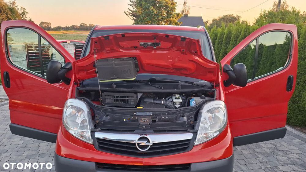 Opel VIVARO - 25