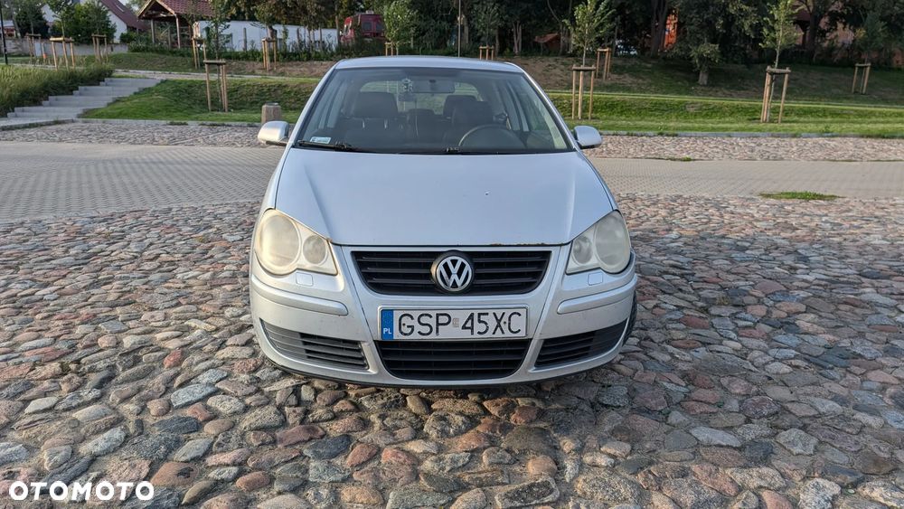 Volkswagen Polo 1.4 16V Basis - 1