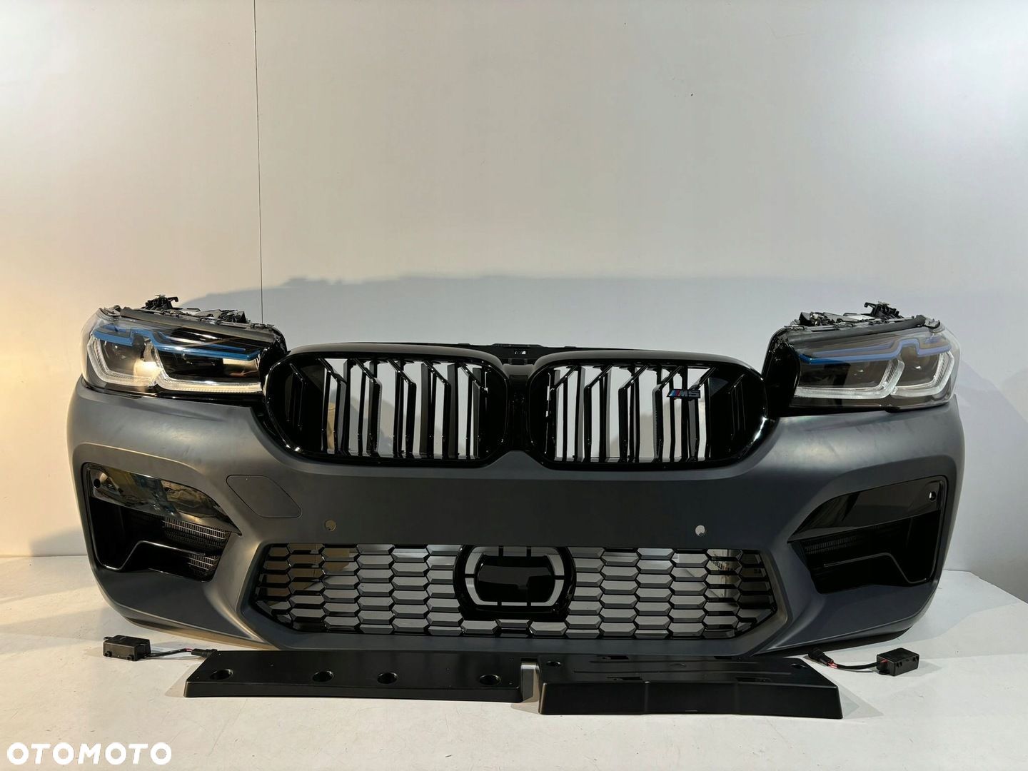 BMW 5 G30 BODY KIT M5 F90 LCI - 14976 - 1