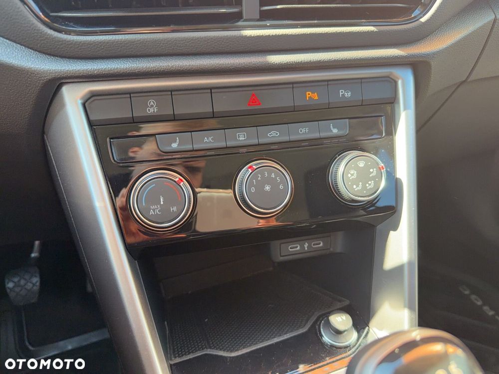 Volkswagen T-Roc 1.0 TSI Life - 19