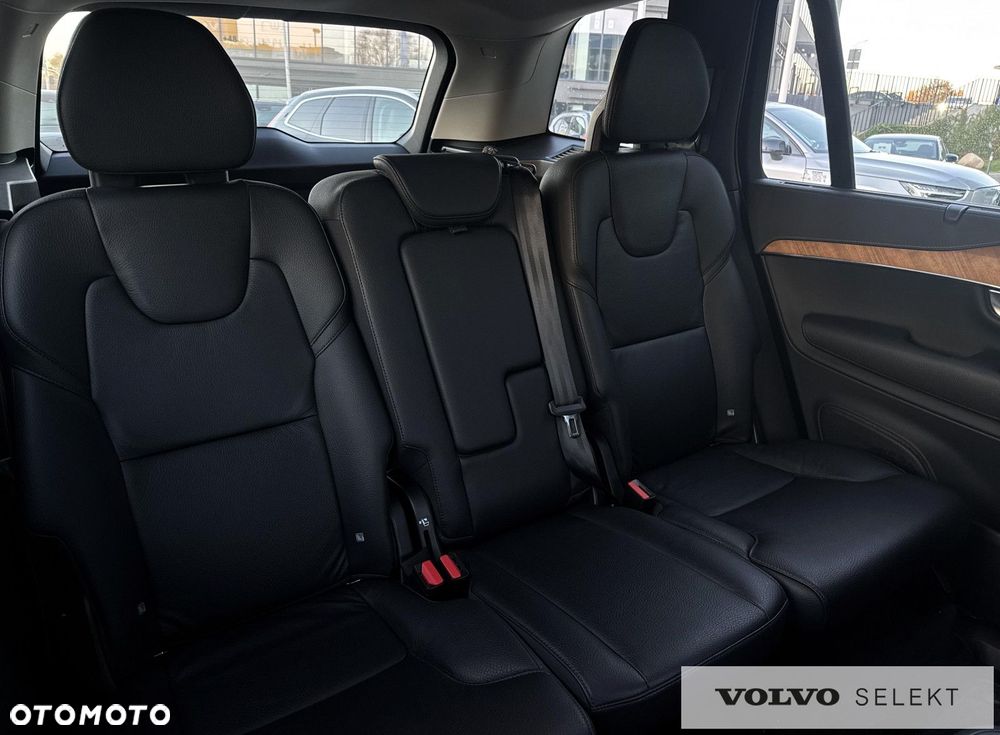 Volvo XC 90 - 30