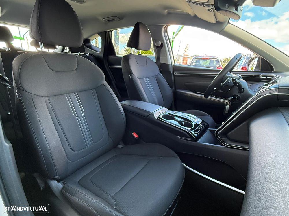 Hyundai Tucson 1.6 T-GDI HEV Vanguard - 27