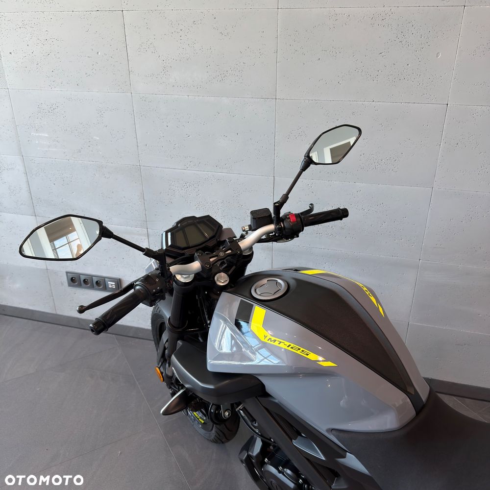 Yamaha MT - 12