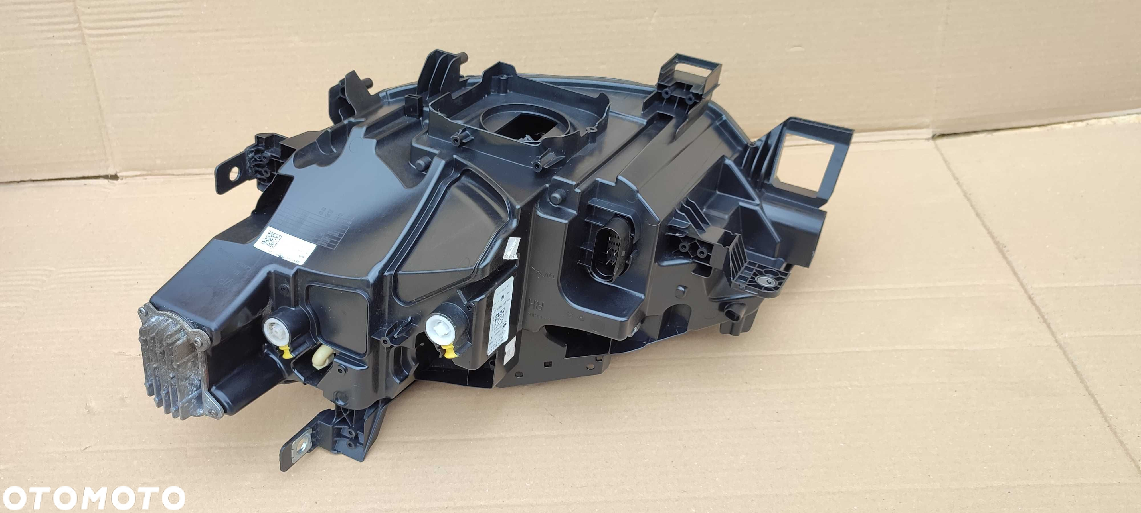 VW ID3 id3 10A lampa prawa przód full led super stan - 6