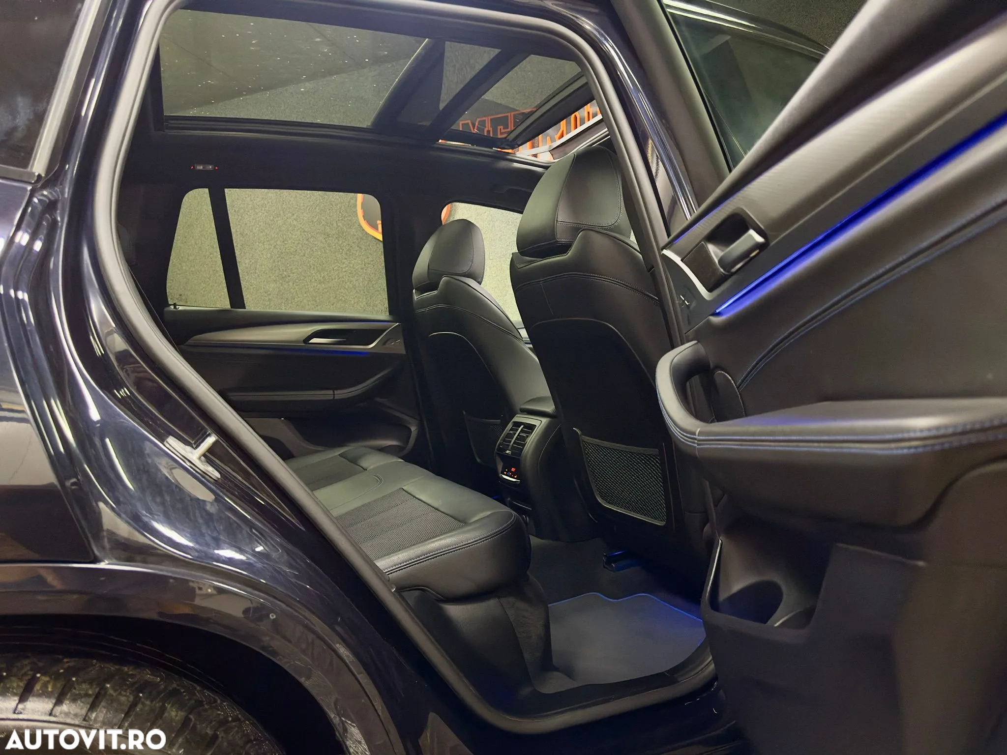 BMW X3 xDrive20d AT Luxury Line - 12