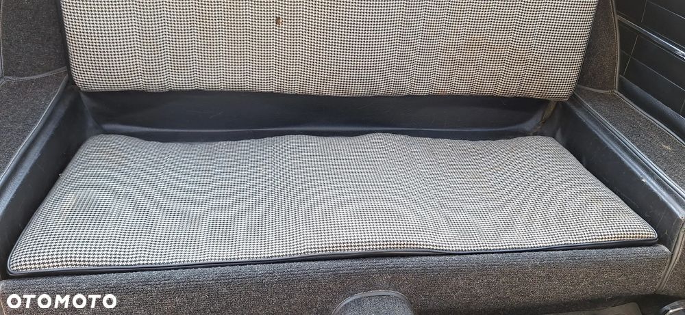 Volkswagen Karmann Ghia - 18