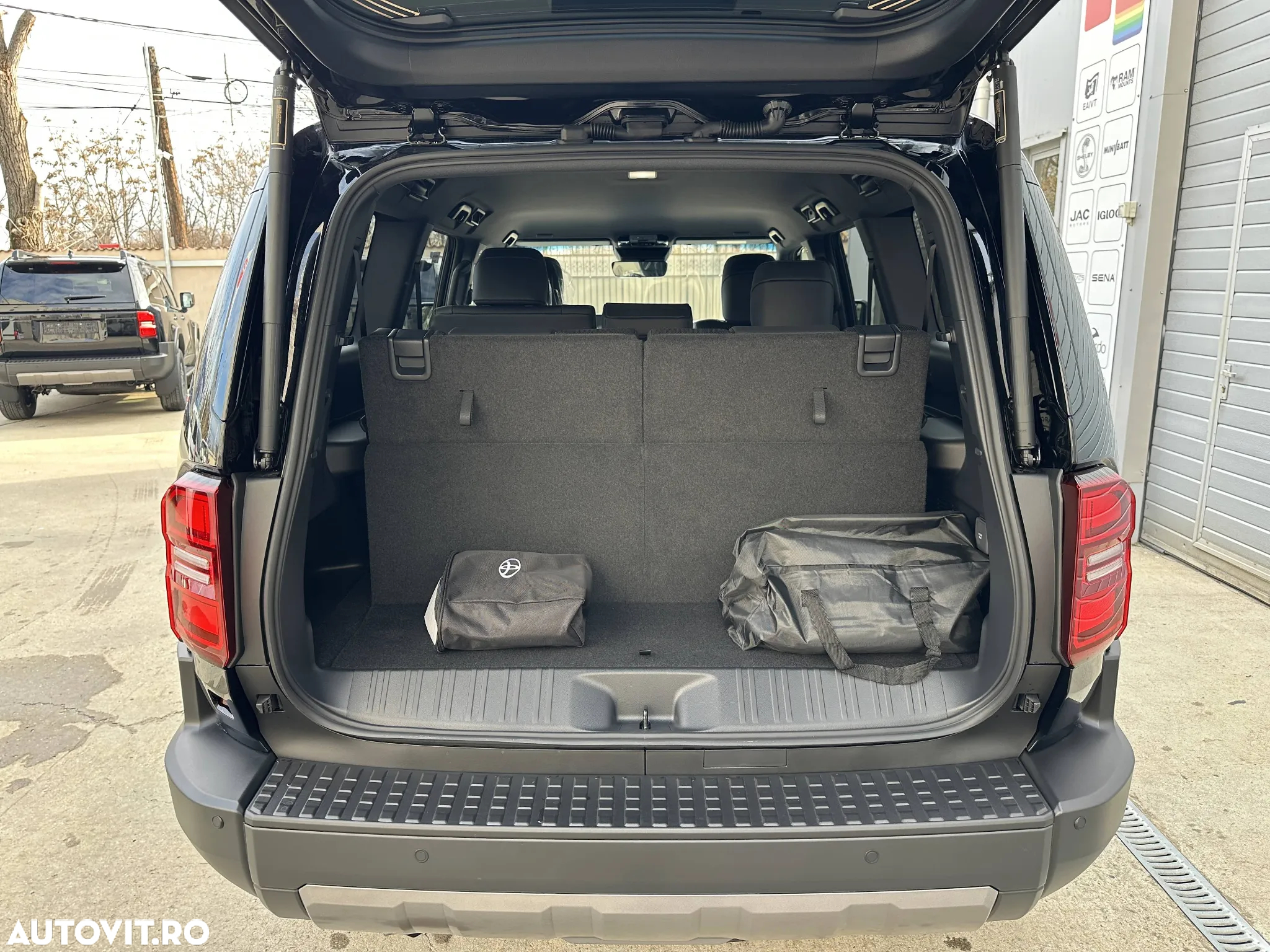 Toyota Land Cruiser 250 2.8l D-4D 204 CP A/T 7 locuri Executive - 9