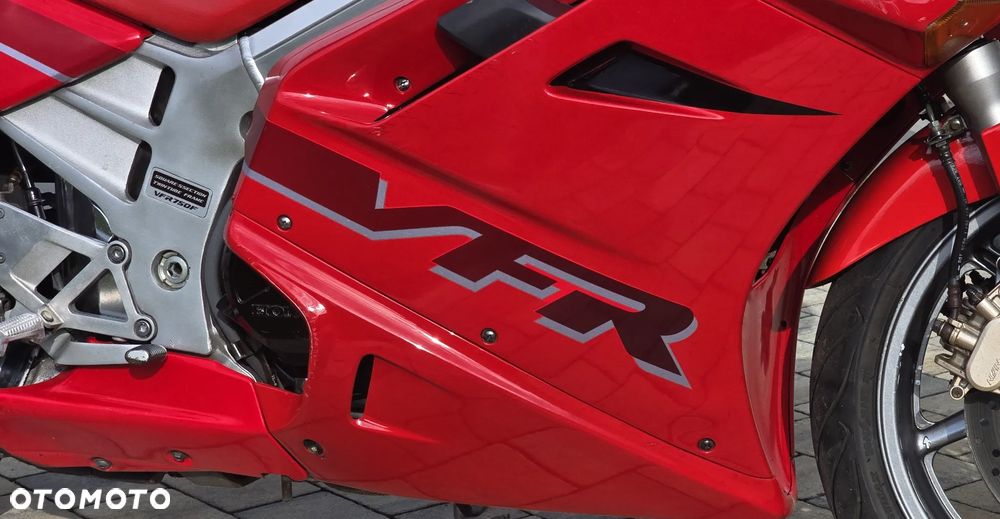 Honda VFR - 33